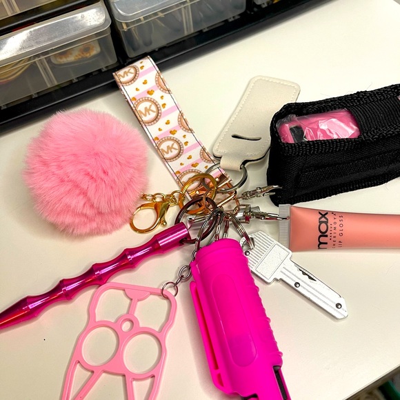 🌸MK pink Self Defense KeyChain🌸 - Picture 3 of 3